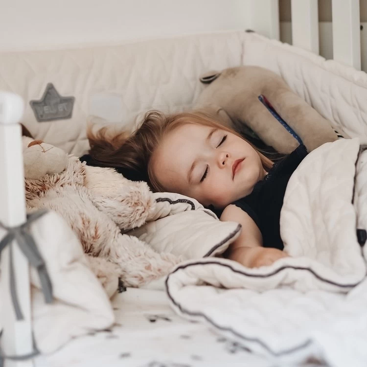 LA MILLOU MEDIUM BLANKET - UNIVERSE OF UNICORN - ECRU 8 LA MILLOU MEDIUM BLANKET - UNIVERSE OF UNICORN - ECRU - Image 8